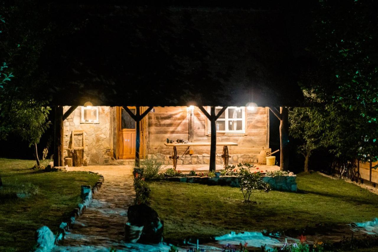 Вилла Magaze De Luxe Gradacac Экстерьер фото